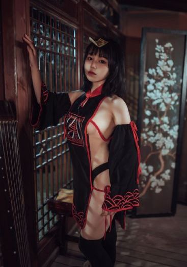 女大学生的沙龙室免费看